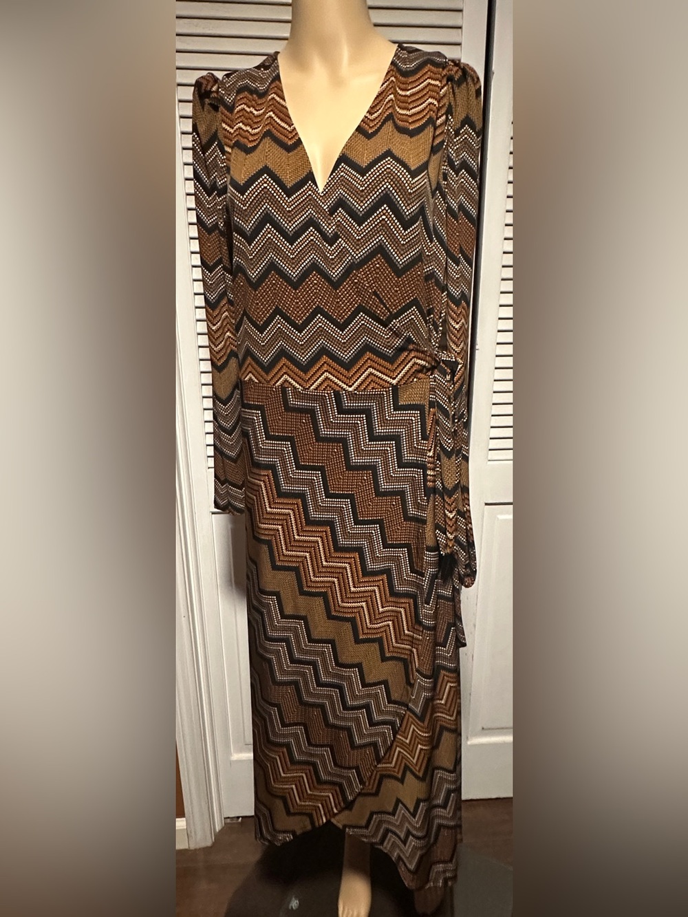 NWT Verónica M Boho Chevron Striped Maxi Wrap Dress Brown & Black Women’s Large